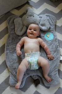 Obligatory pic sans-clothes so you can see the rolls.